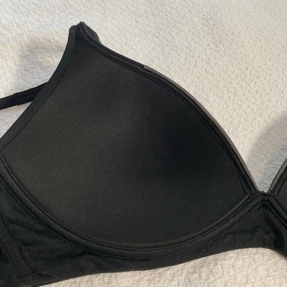 Victoria's Secret 34C body by victoria no-wire black adjustable strap bra - Picture 7 of 10